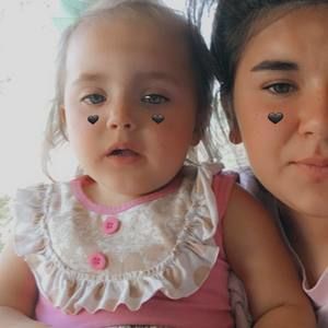 Meet your Posher, Kayla